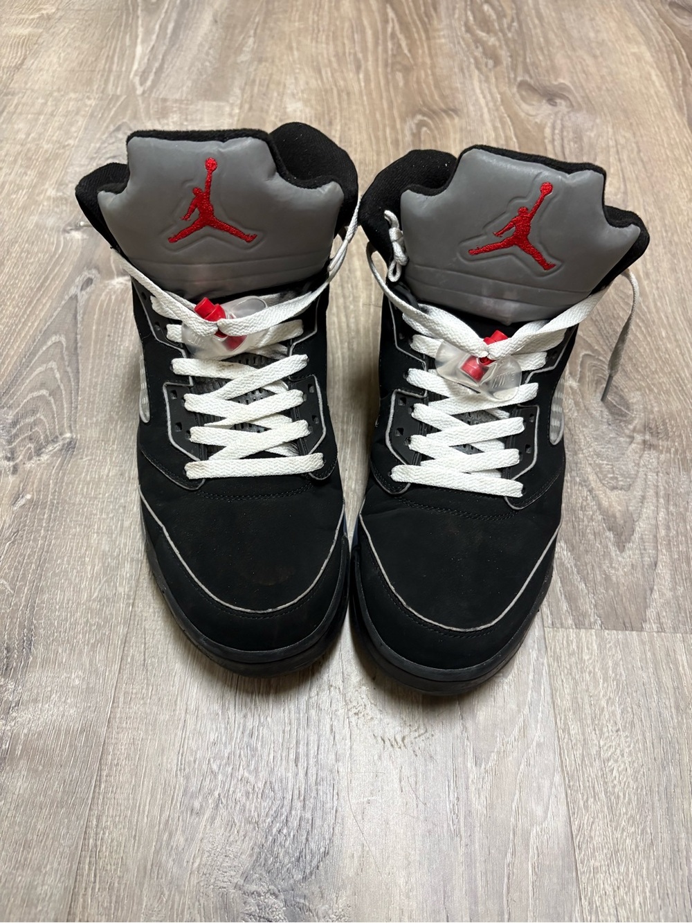 Jordan 5’s metallic size 11